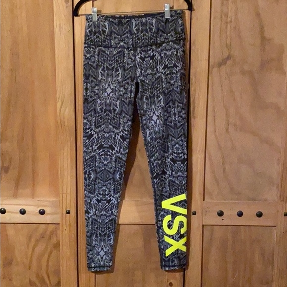 Victoria’s Secret - Picture 2 of 5